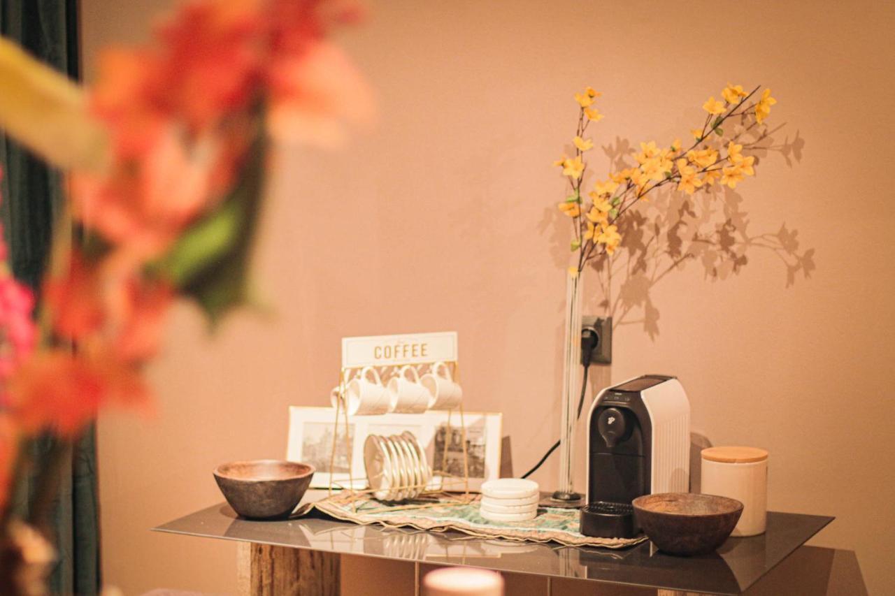 Appartamento Charming Apartment: Only 10 Minutes To The Center