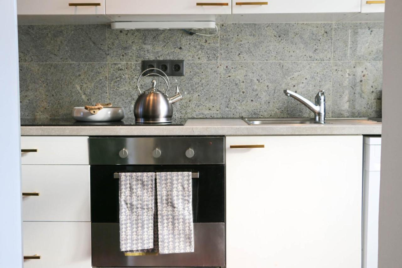 Appartamento Charming Apartment: Only 10 Minutes To The Center