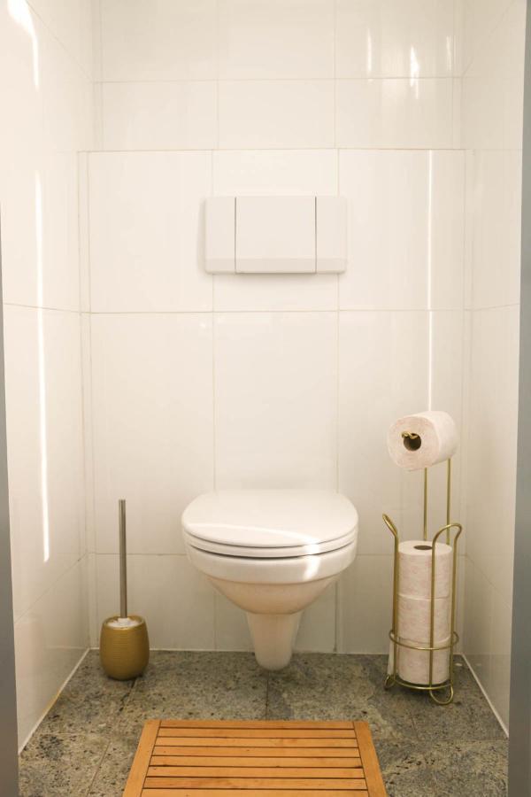 Appartamento Charming Apartment: Only 10 Minutes To The Center